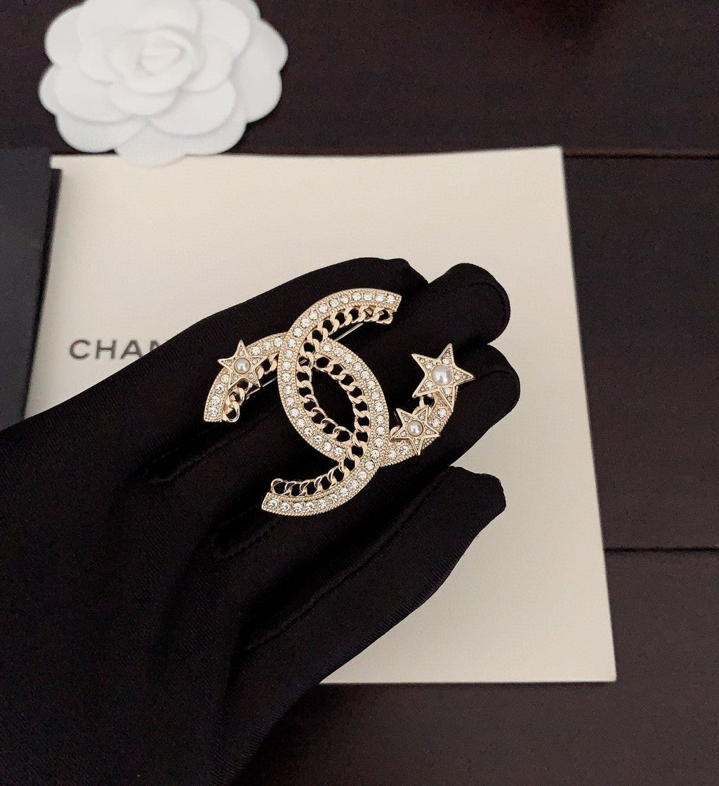 18K CC Star Crtystal Brooch