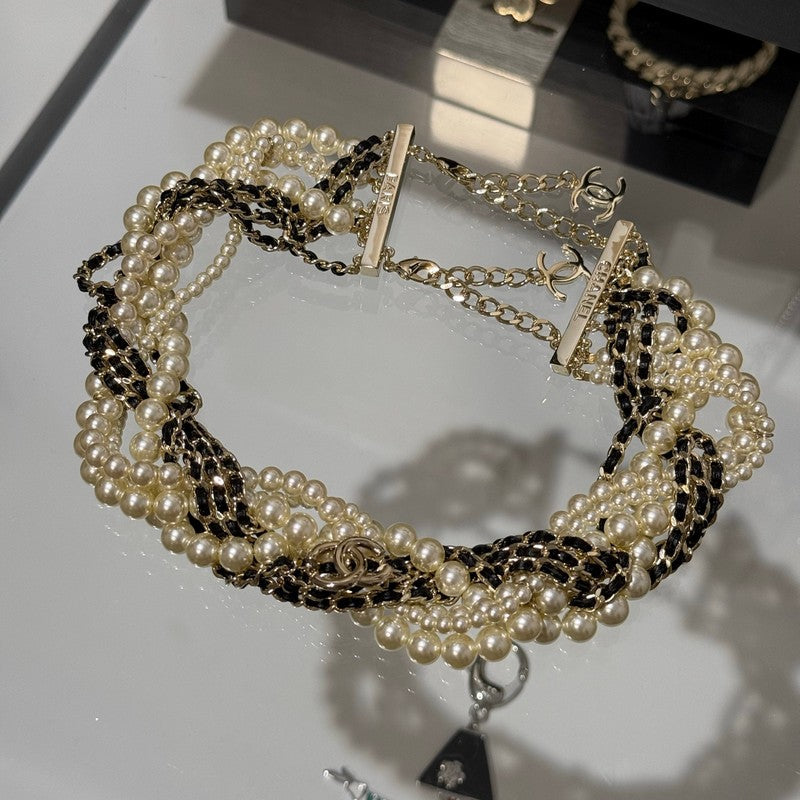 18K CC Pearls Choker Gold Necklace