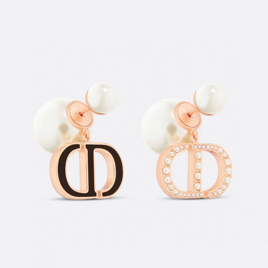 18K CD 30 Montaigne Earrings