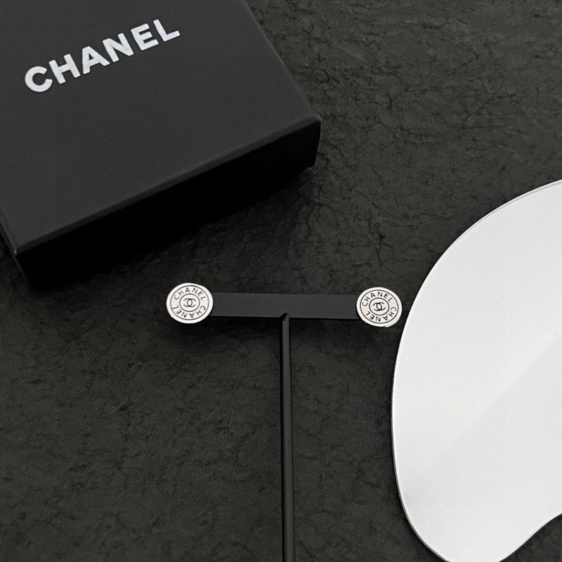 18K CC White Gold Earrings