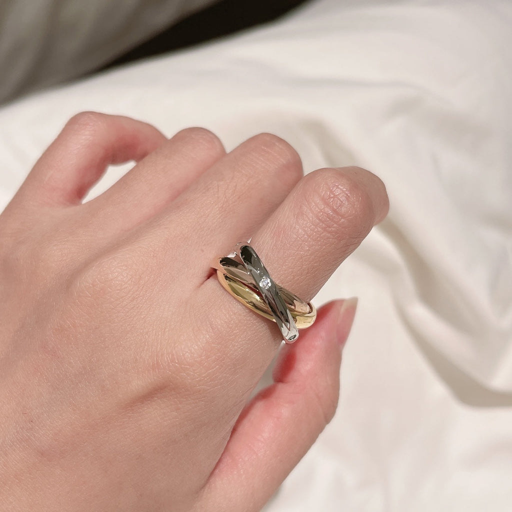 18K Trinity Five Diamonds Ring