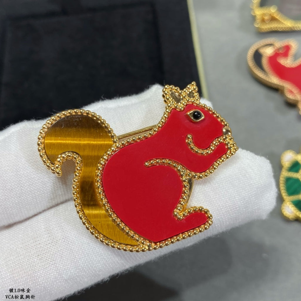 18K Lucky Animals Squirrel Clip Brooch