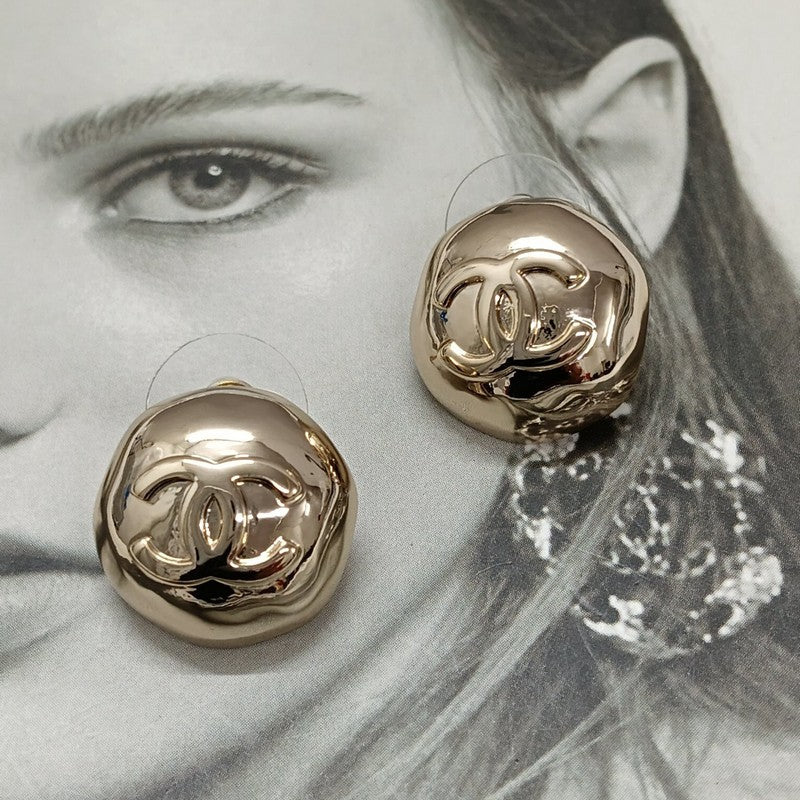 18K CC Vintage Round Gold Earrings