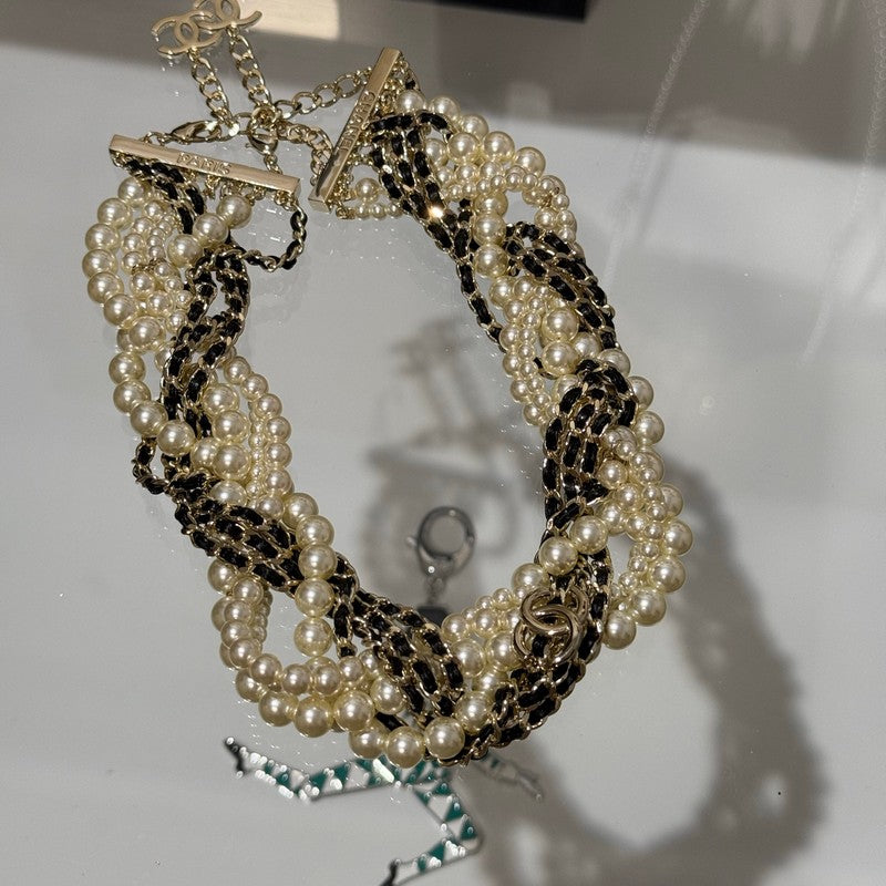 18K CC Pearls Choker Gold Necklace