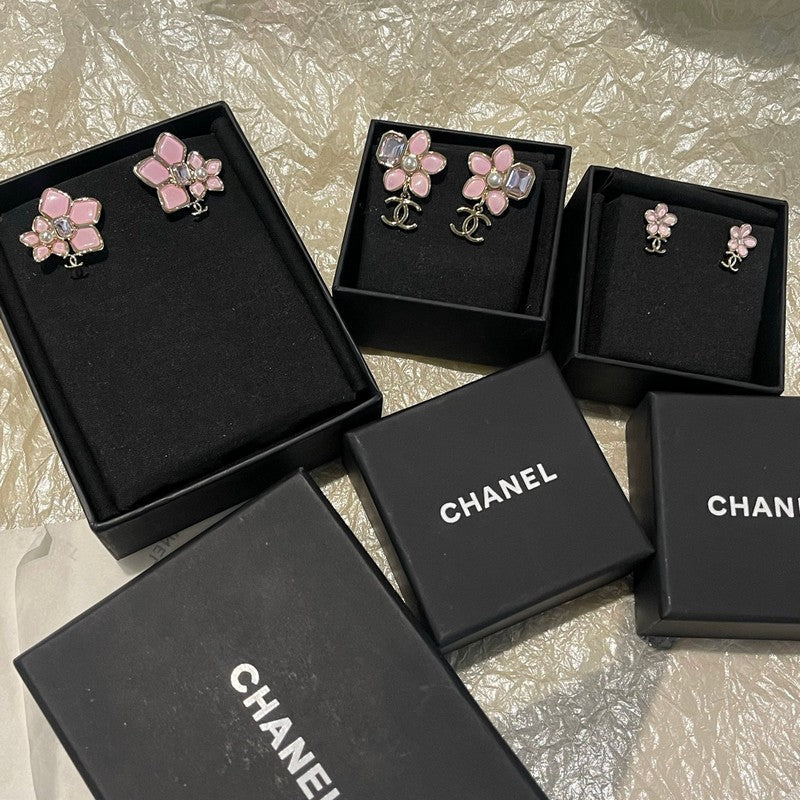 18K CC Pink Flower Gold Earring