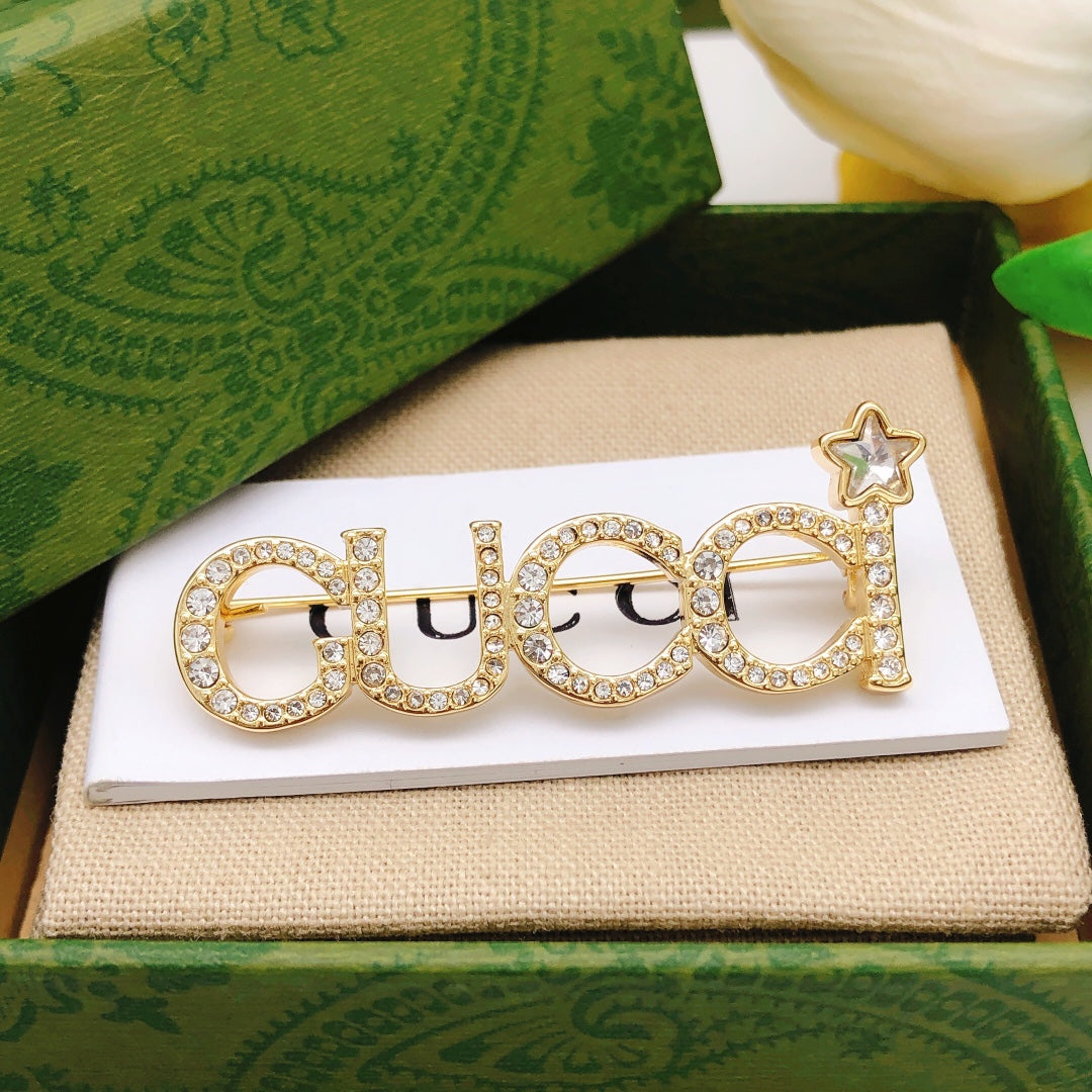 18K Double G Diamonds Brooch