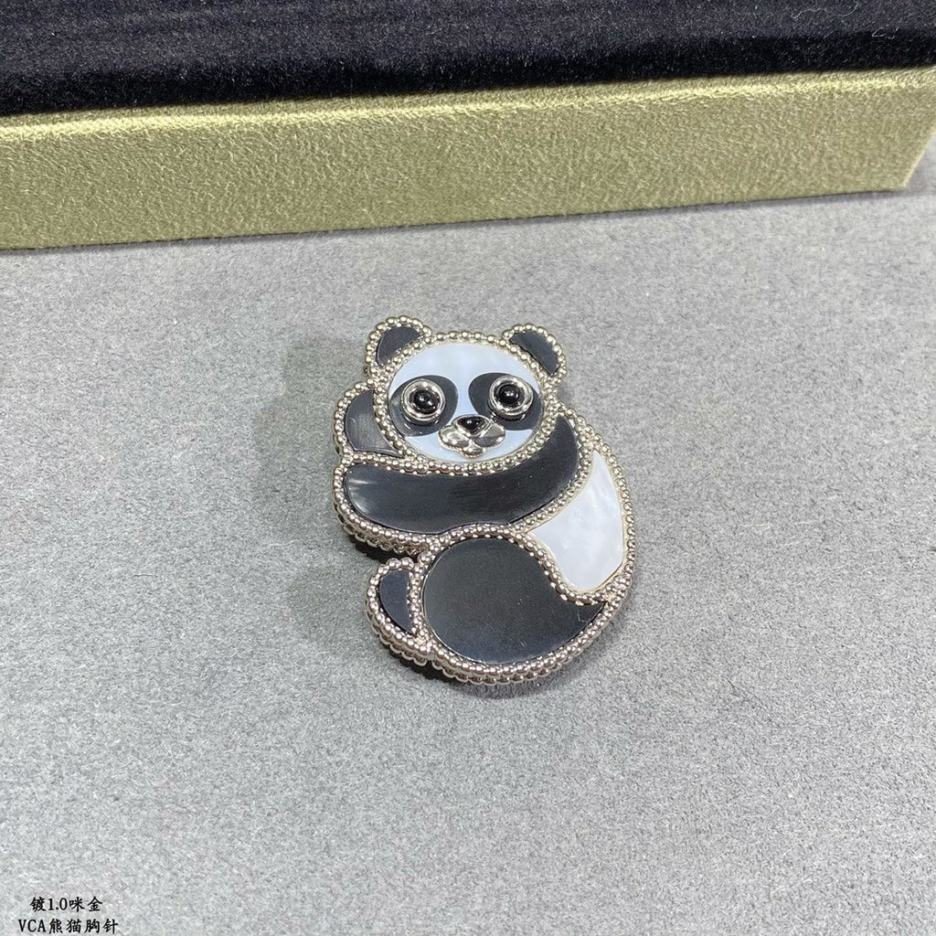 18K Lucky Animals Panda Clip Brooch