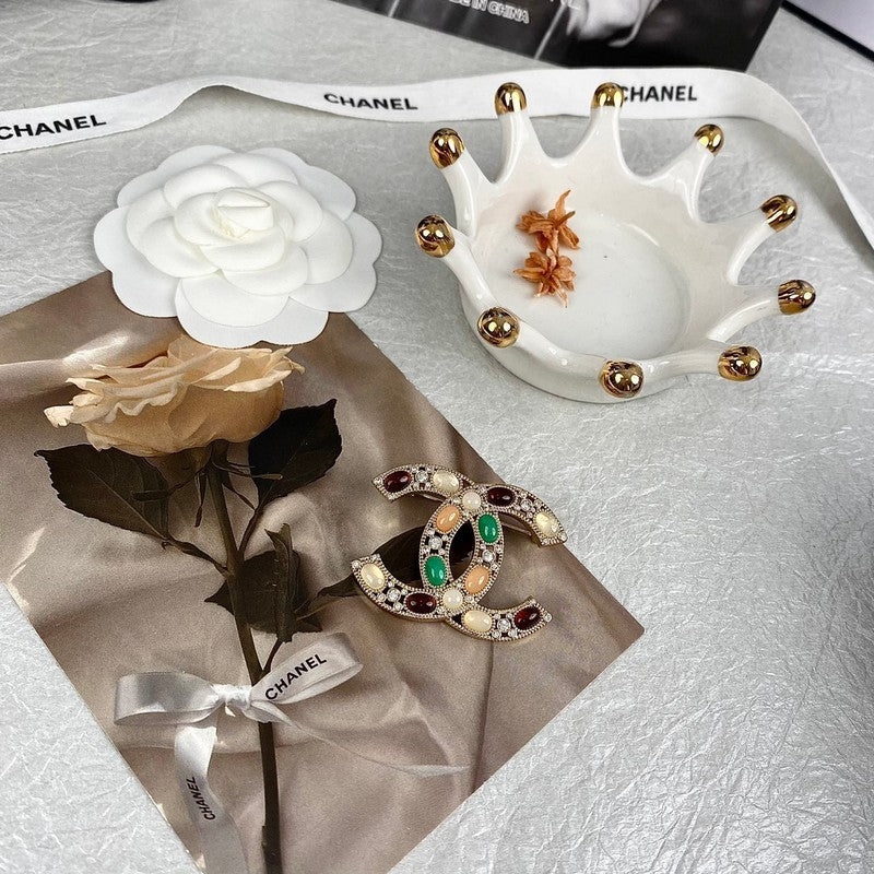 18K CC Color Crystal Diamond Brooch