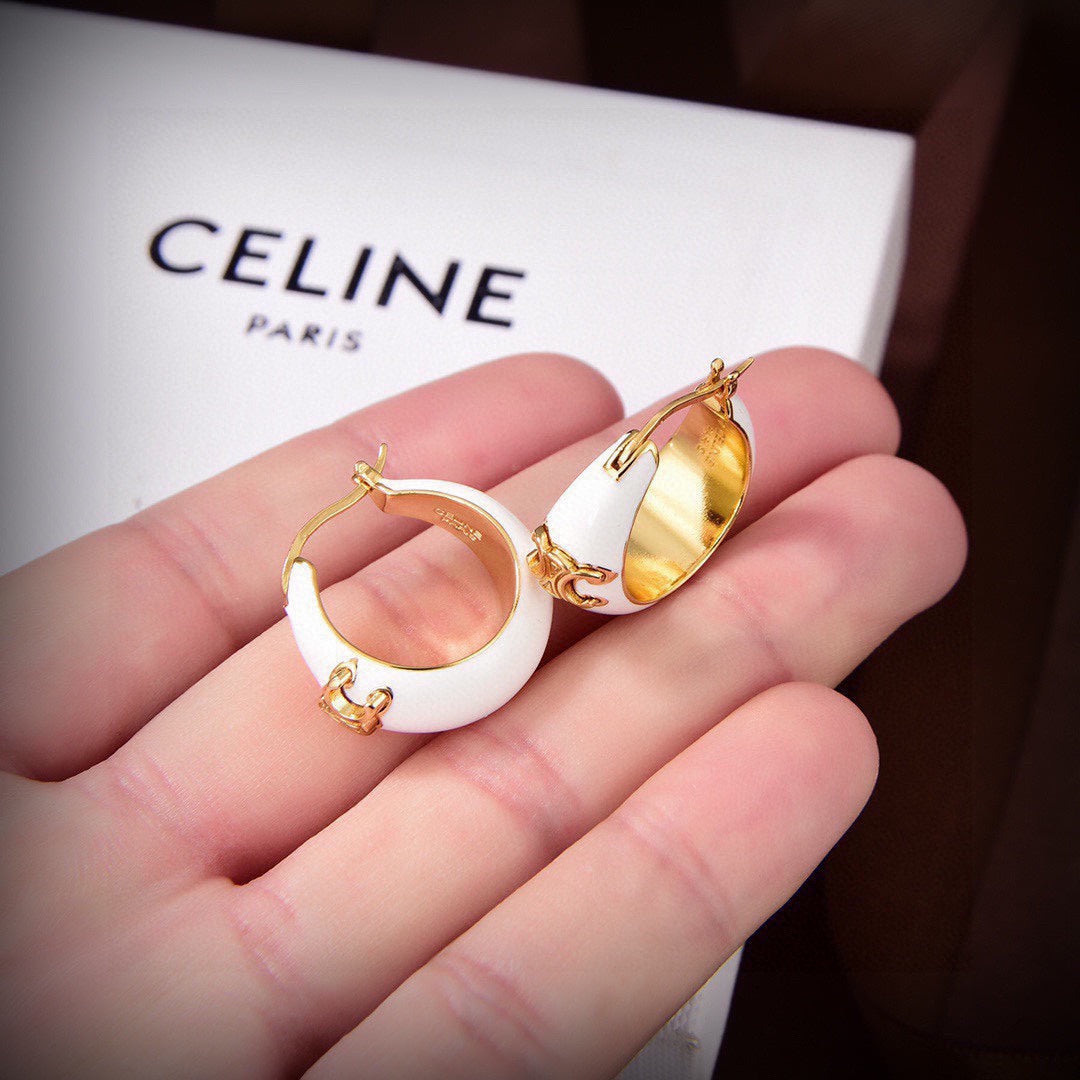 18K Triomphe Pearl Earrings