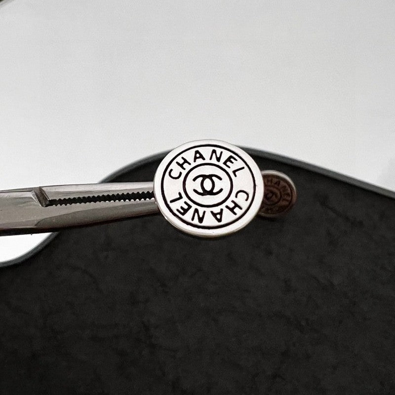 18K CC White Gold Earrings