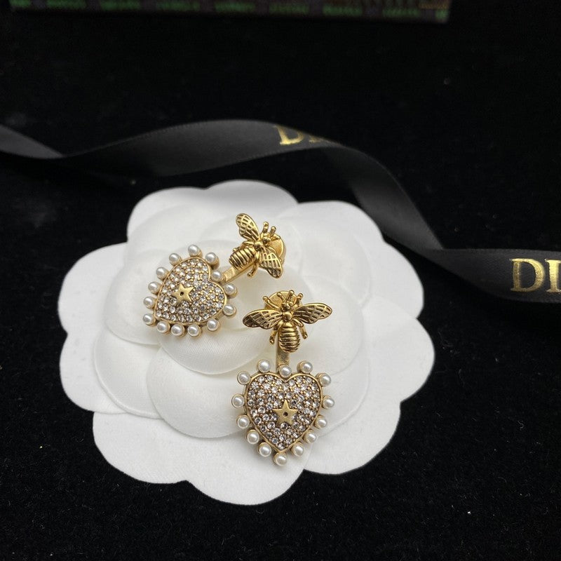 18K CD Hear Bee Diamond Earrings