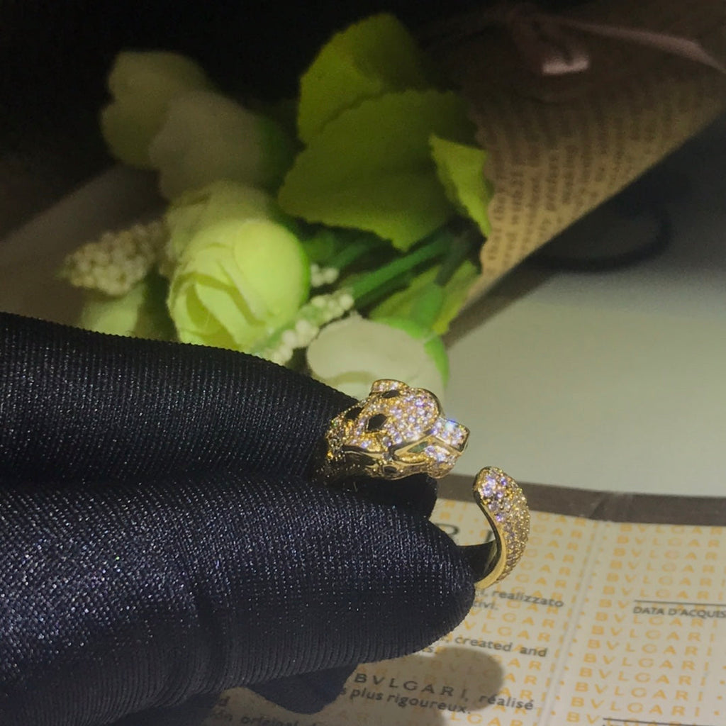 18K Panthere De Diamond Ring