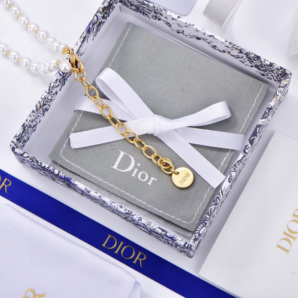 18K CD Jardin Enchante Necklace
