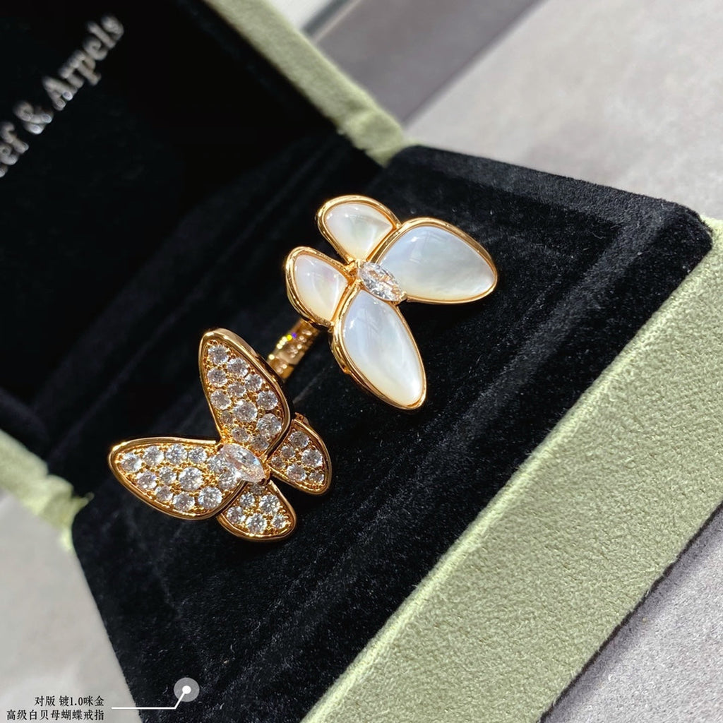 18K Two Butterfly Between the Finger Pearl Ring