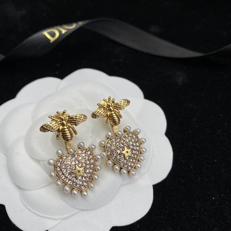18K CD Hear Bee Diamond Earrings