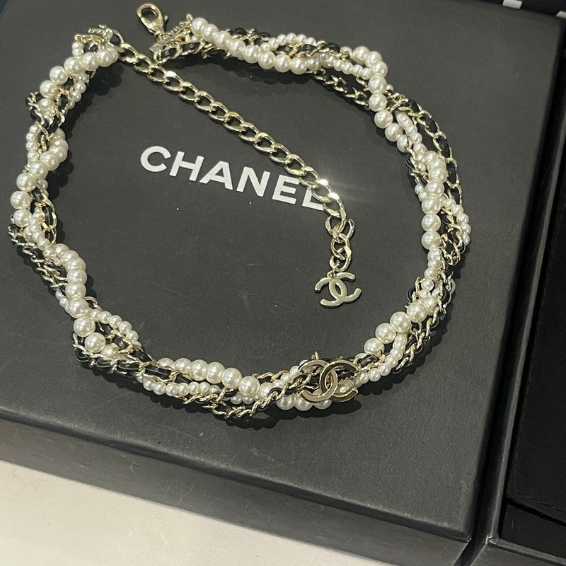 18K CC Pearls Gold Necklace