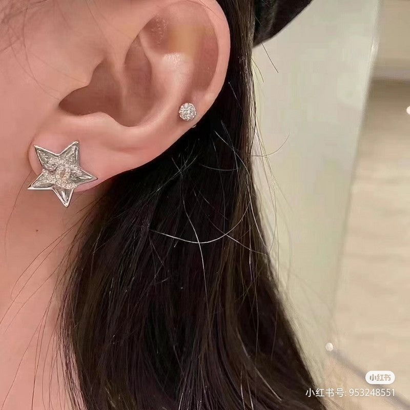 18K CC Star Diamond White Gold Earrings