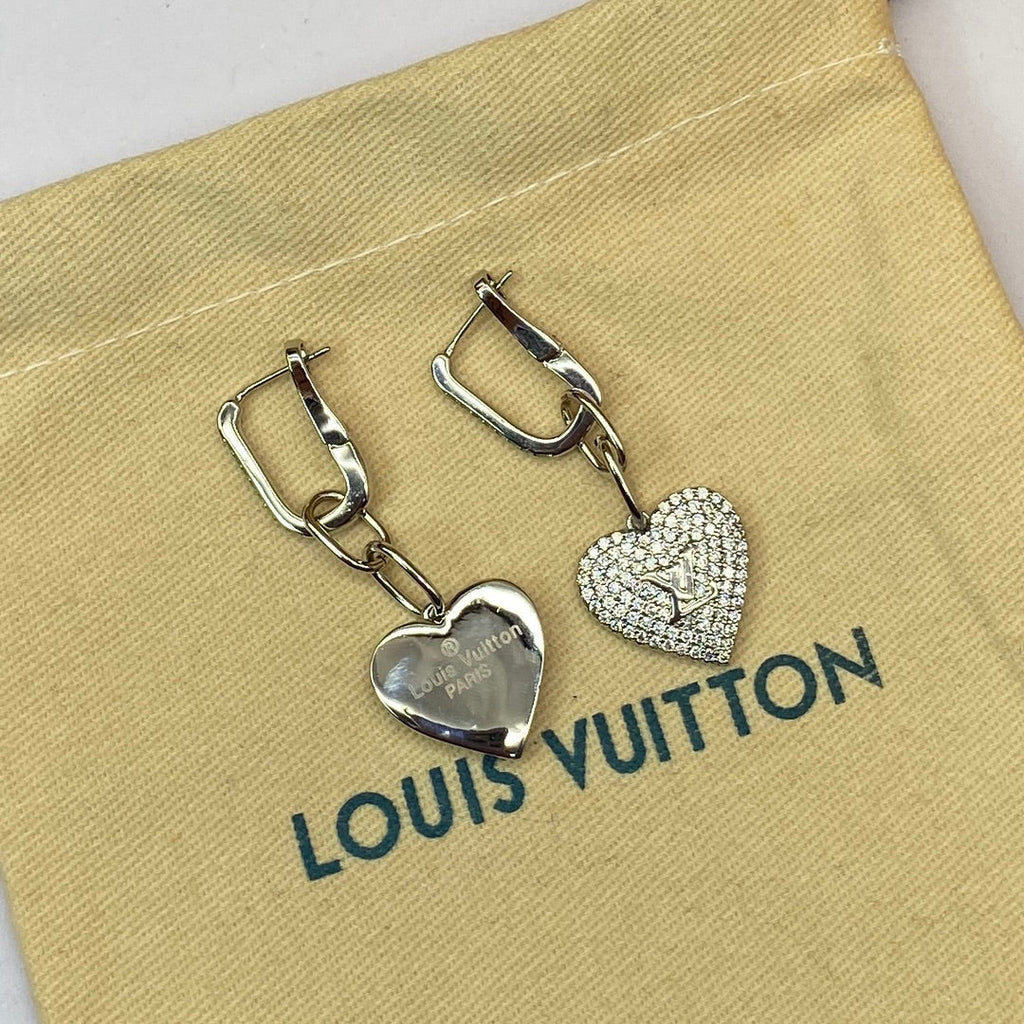 18k Louis Diamond Heart Earrings