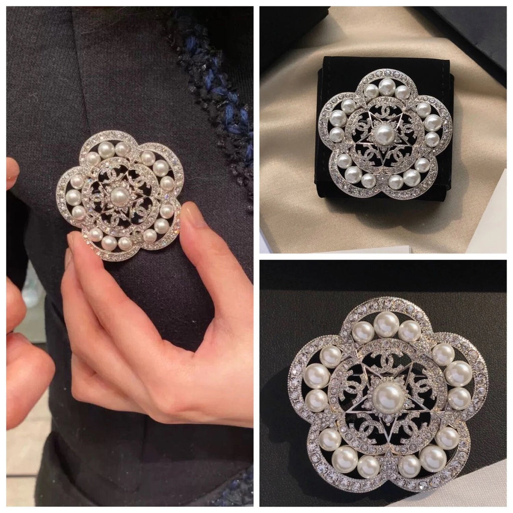 18K CC Camellia Pearls Brooch