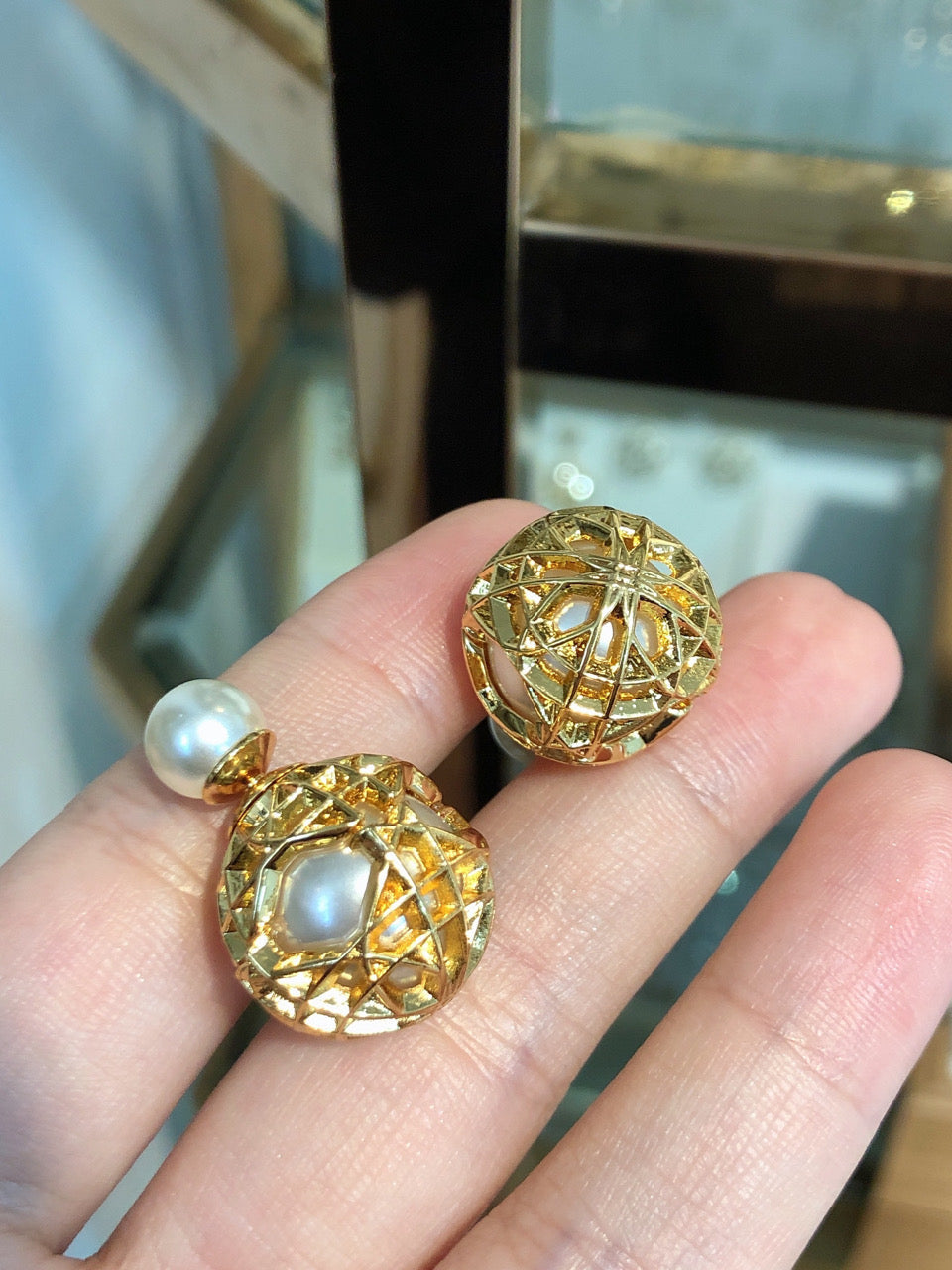 18K CD Tribales Earrings