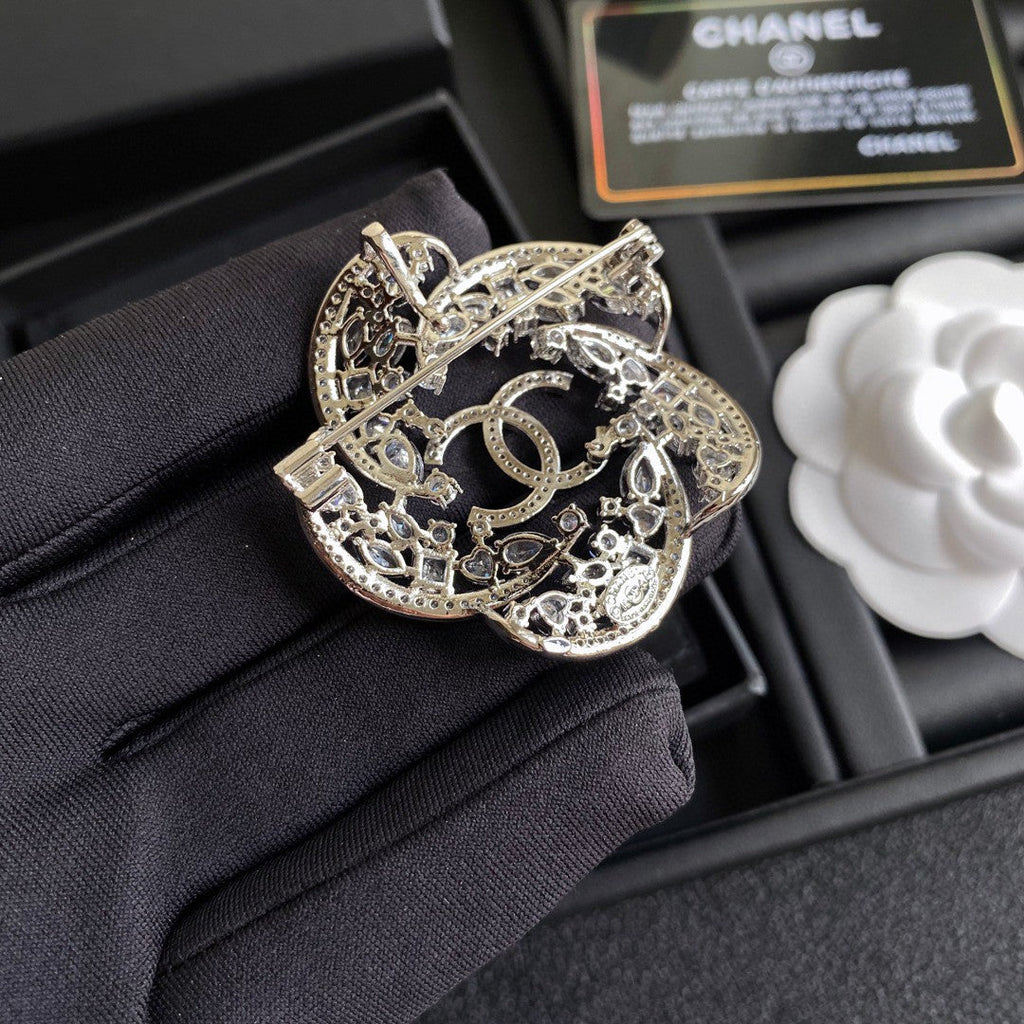 18K CC Camellia Diamond Brooch