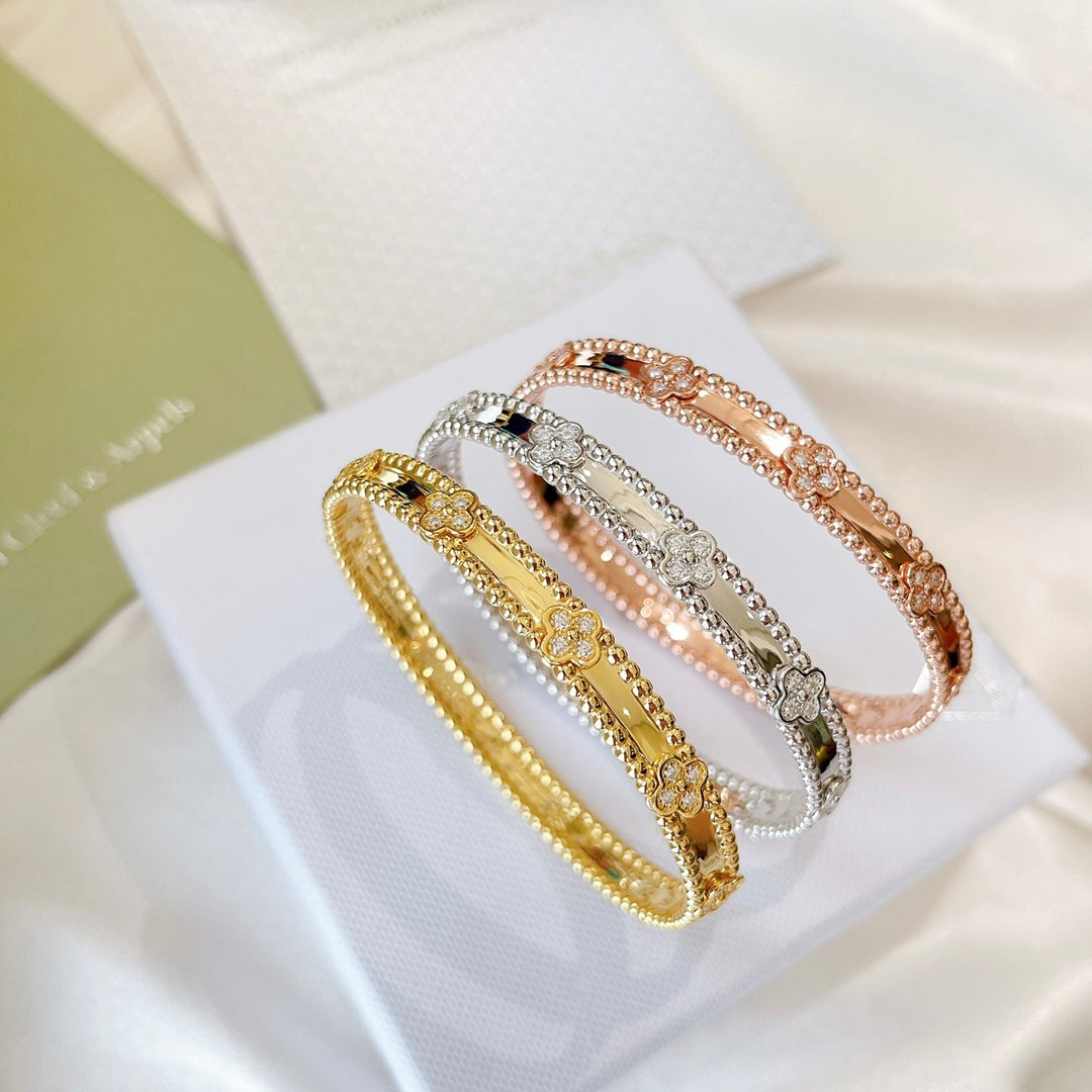 18K Rose Gold Perlée Sweet Clovers Small Bracelet