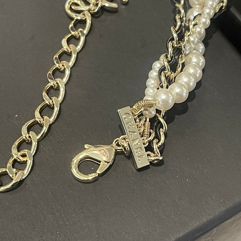 18K CC Pearls Gold Necklace